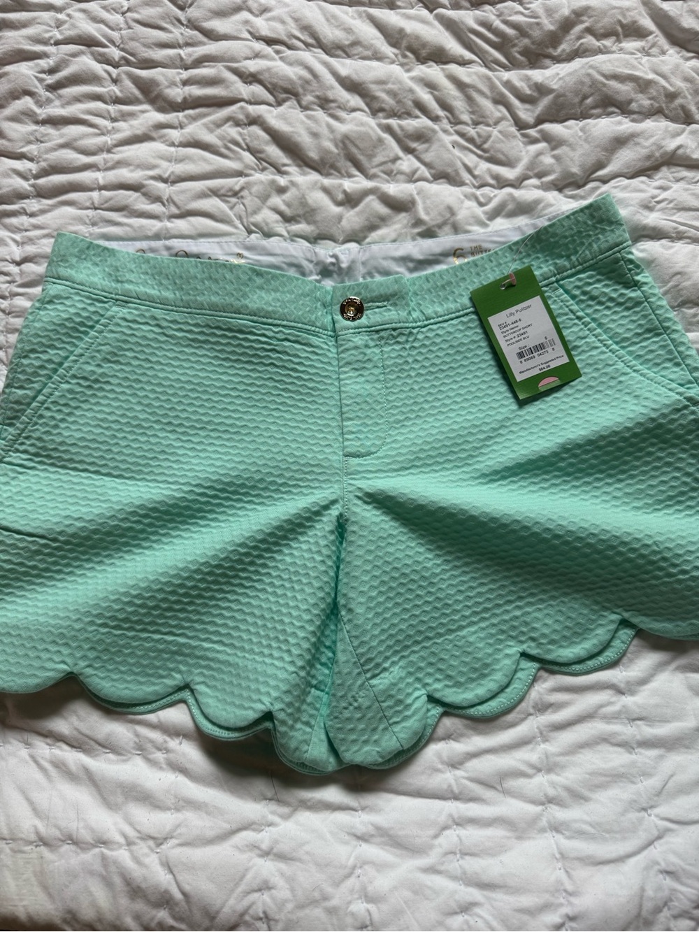 Lilly Pulitzer- Buttercup Scalloped Edge Mint Green Shorts